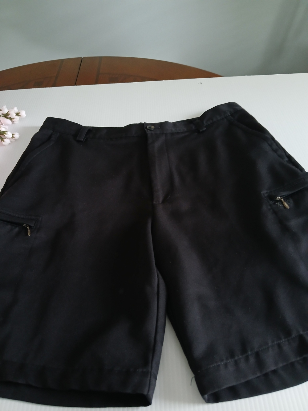 Izod Black Cargo Shorts with Zip Pockets